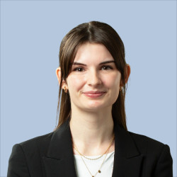 Claudia Van Eckeren